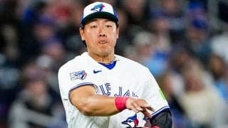 岡本和真の衝撃美技に放送席仰天「なんてプレーだ！」　守備評価も急上昇中「素晴らしい」