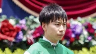 【中山1R】断然人気アスコットヴェールが9馬身差圧勝