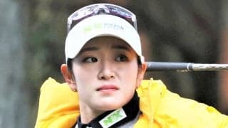 原英莉花が“大胆ショット”披露？　米ラスベガスの街中で足を大開脚「ストレッチしちゃった笑」