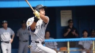 巨人21歳が進化「体デカすぎ」　パワー満載フルスイング…豪快弾は「飛ばしすぎ」