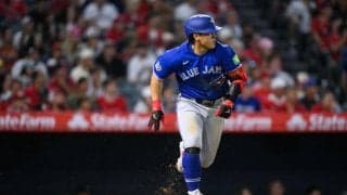 岡本和真、チャレンジ失敗で見逃し三振など３打数無安打　ブルージェイズは２連勝