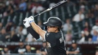 「オオタニより優れたバッターがいるなんて…」他球団ファン呆然　米震撼の村上4戦連発、シーズン63発ペース「ほかの29球団は何やってたんだ？」「フロントオフィスはMLBの投手に通用しないと言っていた」