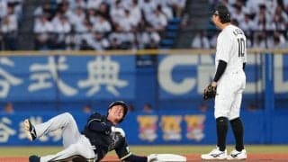 【オリックス】大城滉二が初回の走塁で足を痛め緊急交代　代走にシーモア送られる