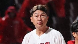 【広島】新井監督、負傷小園交代は「バットが握れない」打線は「我慢してやっていく」／一問一答