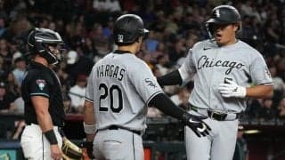 止まらん！村上宗隆、５戦連発１０号含む３安打固め打ち　キングに１差２位　ＭＬＢ新人記録に並ぶ偉業　出場２４試合目６７本ペース