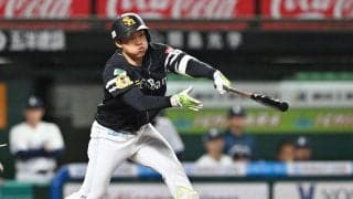 【ソフトバンク】海野隆司「必死でした」値千金のタイムリー三塁打　右手を突き上げガッツポーズ