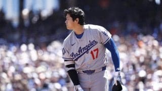 大谷翔平５打数ノーヒット「低めに手を出してしまっている」ロバーツ監督が指摘した修正点とは