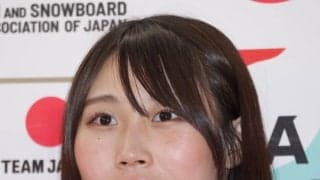 スノボ金銅の村瀬心椛、エスコン始球式でケーキのプレゼント　サヨナラ勝ちに「勝利の女神降臨」