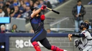 岡本和真４戦ぶり４号はバックスクリーン越え131ｍ特大弾、ブルージェイズ追い上げ及ばず連敗