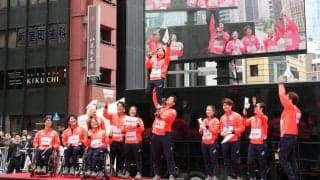 冬季五輪初のパレード、日本橋沿道に５万人　りくりゅうリフトにファン「生で見られて良かった」