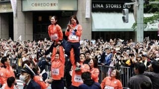 【フィギュア】りくりゅう「いつも隣同士なのがほっこり」JOCが移動バスの様子をアップ
