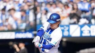 【DeNA】2番手登板の中川颯、今季初打席で安打　持ち前の打撃センス見せつける