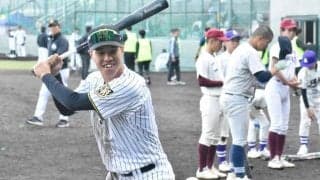阪神・ドラ３岡城　再出発の３安打　悪癖の前傾姿勢を改善　守備では課題も「悪いところはつぶしていくだけ」