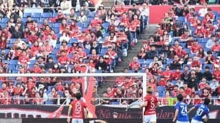 Ｊ１浦和泥沼７連敗　ホームのサポーターから激励拍手　ＧＫ西川「悪い流れを早く終わらせたい」