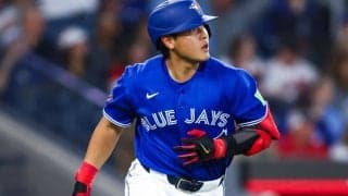 「完璧すぎるアーチ！」で米驚愕　2戦連発5号の岡本和真に「勝負強さがエグすぎる」「日本人のパワーがマジで別格だわ」