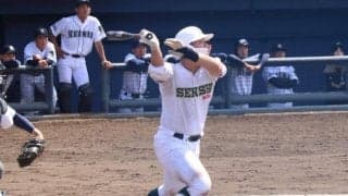 専大松戸、プロ注目の吉岡伸太朗が１本塁打を含む３安打５打点の活躍で４強入り