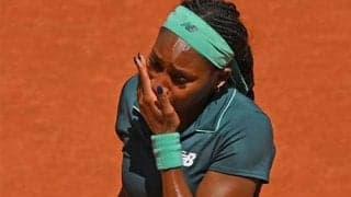  世界3位 コートで嘔吐も執念の逆転勝ち 