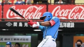 日本ハムがヒヤヒヤ勝利　連敗４で止める　カストロが決勝弾　９回１死三塁の大ピンチをしのぐ