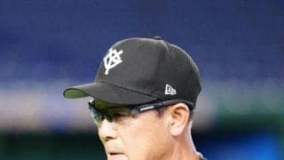 【巨人】川相昌弘コーチがベンチ入り外れる　試合前練習で打球が頭部に当たる