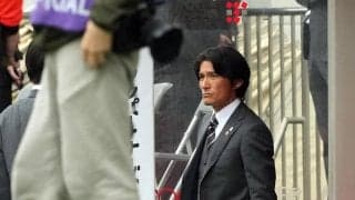 【浦和】田中達也暫定監督はスーツ姿で登場「エモすぎる」「イケてる」７連敗ストップへ川崎Ｆ戦