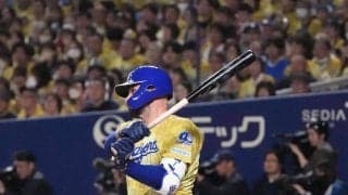 【中日】マラーの来日初適時打で再び同点に！福永の中前打で三進狙うも爆走アウトで悔しがる