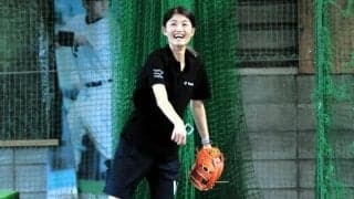 「帰ってきたって感じ」　女子野球の佐伯絵美さんが高松で恩師と再会