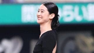 腹筋バキバキ…170cm美女モデルは「全てが美しい」　明かした始球式“大役”の衝撃事実