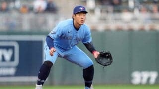 岡本和真の痛恨失策に「理解できません」　実況苦言…3試合ぶり無安打＆守備でも精細欠く