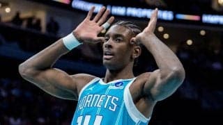 今季のハッスル・アウォードにホーネッツを支えたビッグマンのムサ・ディアバテが選出