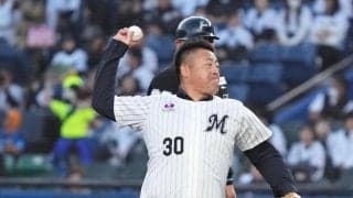 【ロッテ】「幕張の防波堤」小林雅英氏が始球式で球速108キロ！風速15メートル「懐かしい」