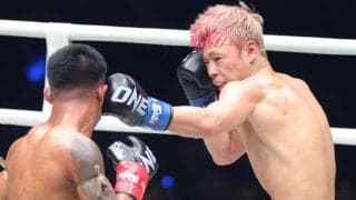 いたの！？武尊の引退試合に人気女優の姿「姉妹で観戦とは」集合写真のメンバーが豪華すぎる・・・「素敵なお写真」