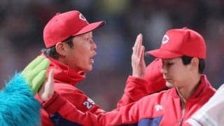 快勝の広島　新井監督が小園、坂倉の勝負強さを褒め称える「彼らの前に得点圏という作戦」約１カ月ぶりの連勝