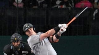 巨人・ダルベック　村上を一発攻略　前日欠場で「リフレッシュ」　阪神戦４発目とお得意様に