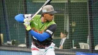日本人妻＆愛娘と新たな挑戦　“2冠”の元巨人助っ人が踏み出した「旅の軌跡」