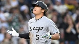村上宗隆、メジャー単独トップ13号　敵地騒然の豪快3ラン…ジャッジら“置き去り”、年間65HRペース