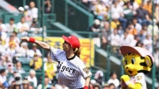 【阪神】フィギュア坂本花織が始球式「五輪と同じくらい緊張」満面の笑みでストライク投球