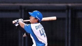日本ハムのドラ３大塚がプロ初アーチ　マチャドの１５７キロをズドン「迷わずいきました。これからの自信にもなってくるかな」