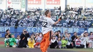 「リアルピース」がセレモニアルピッチ　5人組アイドル「益田投手に『風を感じてきて』と」