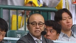 【阪神】佐藤輝明の本塁タッチアウトに岡田顧問「しょうがない」とフォロー、巨人は「ラッキー」