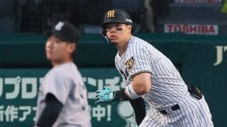 阪神・佐藤輝明、驚異の“12冠”　三塁打も1位浮上＆打率4割を維持…先制打で勝利貢献