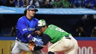 「まさかそこにいるのか！」ヤクルトが見事なカバーリング連発で先制阻止　本塁タッチアウトのＤｅＮＡ・宮崎は正座で呆然　ウォルターズは興奮