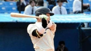 ドラフト上位候補の明大・榊原　大学通算１０号  バックスクリーン右へ今季１号「この１本を起点に」