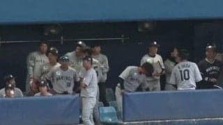 「そんなことある？」NPBで前代未聞の結末　審判が発した“2文字”に「初めて聞いたわ」