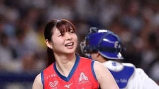 バレー女子　山田二千華が始球式　１８４センチの長身から堂々ノーバンのストライク投球　場内どよめき、ＳＮＳ「お見事！」