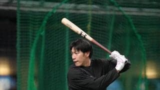 【ソフトバンク】柳田悠岐が死球後初の屋外フリー打撃　ウォーミングアップから元気な姿を見せる