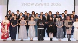 センスが凄い！「同一人物信じられる？」雪上から一変、揺れるドレス姿で登場の金メダリストに会場どよめく【スノーアワード】