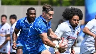 自らの人生を懸けて、日本でチームのために身を粉にする。同じ日に節目を迎えた二人の思い