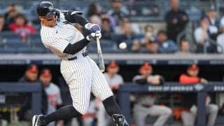 ジャッジ２試合連続の14号２ラン、13本の村上宗隆を抜き単独トップに浮上