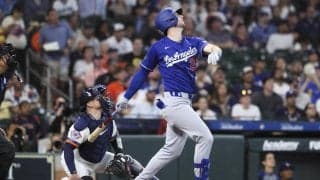 山本由伸先発のドジャース、３回にタッカーが古巣相手に本塁打でリード広げる