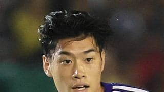 右鎖骨骨折でＷ杯出場ピンチの鈴木唯人が“９文字”のメッセージを送る
